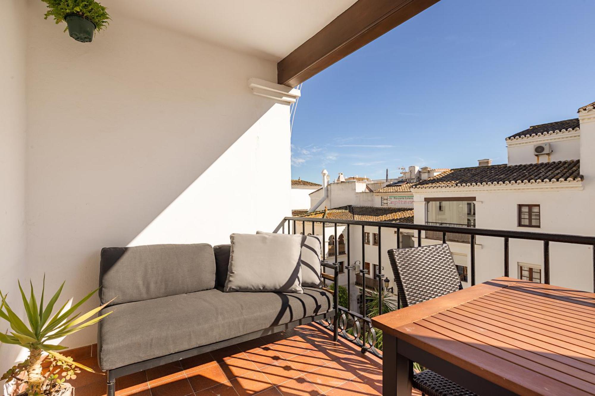 Duquesa Port Studio Apartment - Bright Sunlit Terrace Manilva Dış mekan fotoğraf